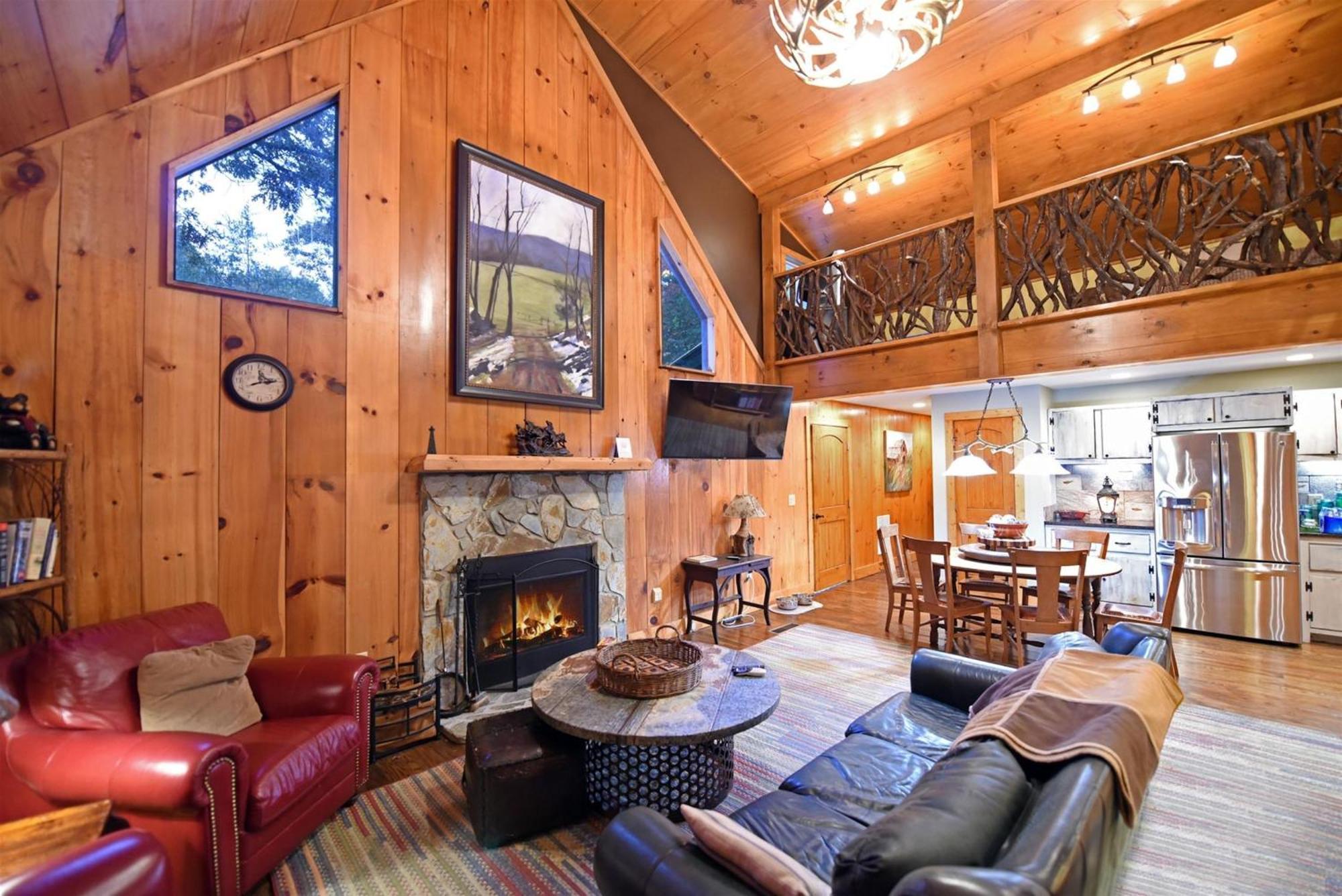 Hawk Haven- Blue Ridge Villa Morganton ภายนอก รูปภาพ