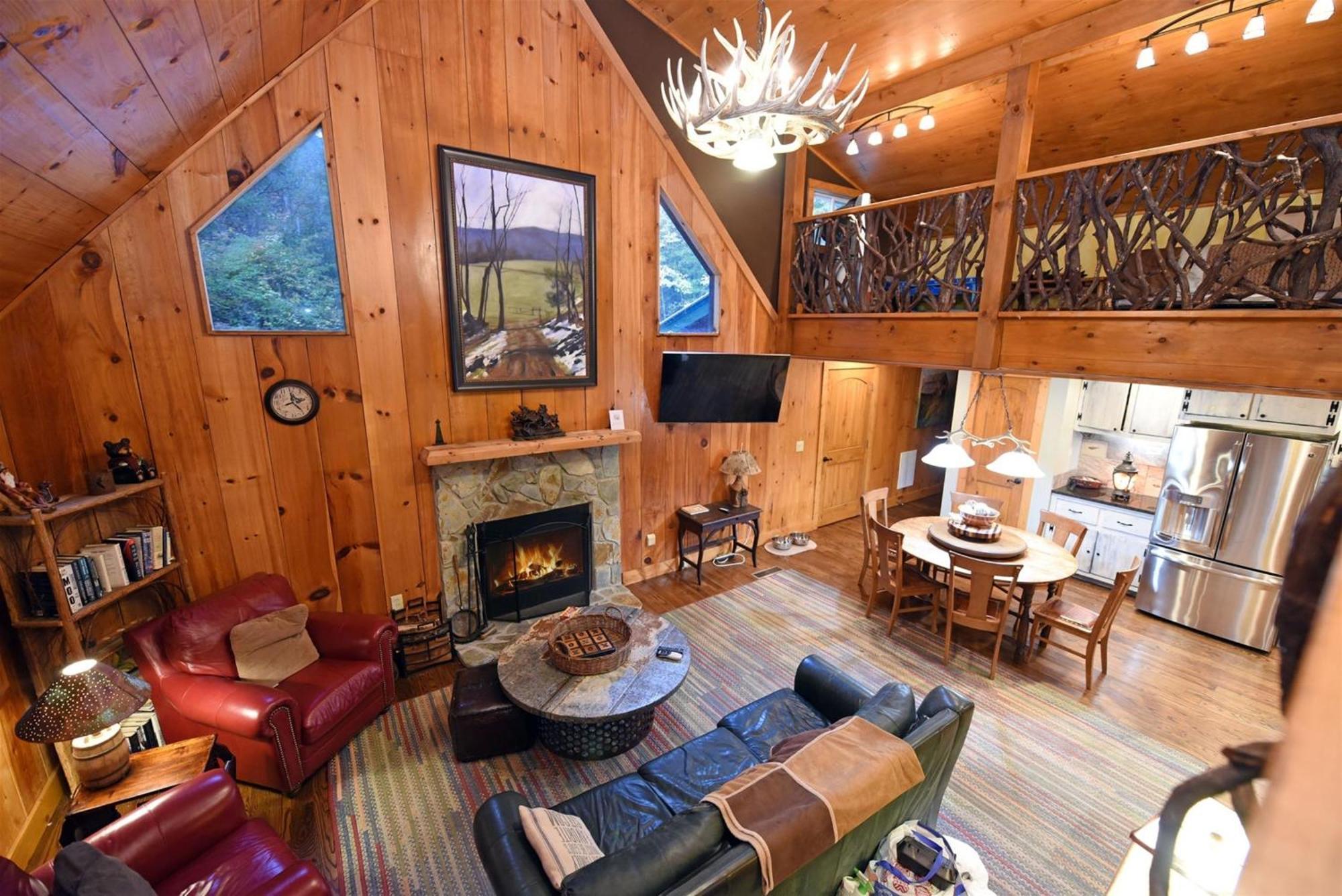 Hawk Haven- Blue Ridge Villa Morganton ภายนอก รูปภาพ